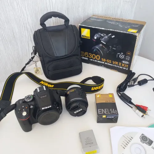 Camera Nikon D5300