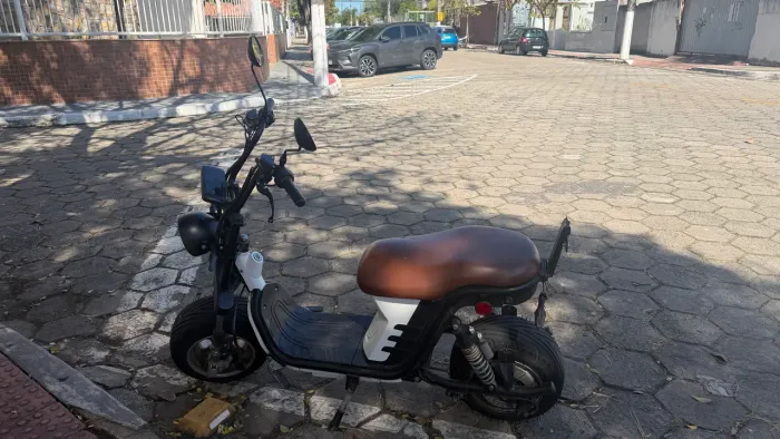 Scooter elétrica 