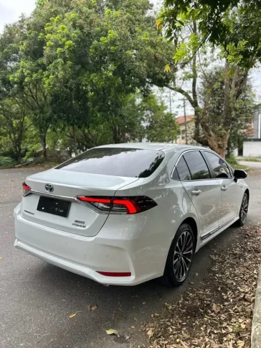 Toyota Corolla Altis Prem. Hybrid 1.8 Flex AUT 2024