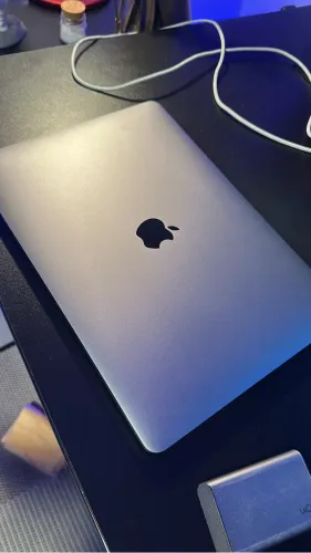 MacBook Pro M1 touchbar 256gb