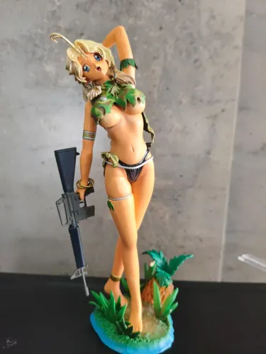 Figure de Kaiyodo Mon-Sieur Bome - Jungle Emi.