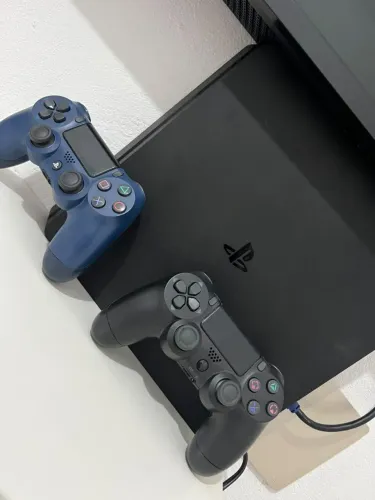 PS4