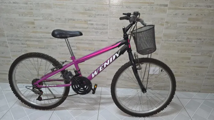Bicicleta feminina aro 24 zerada