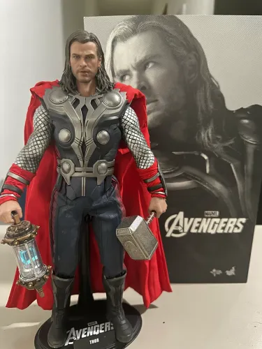 Hot Toys Thor avangers