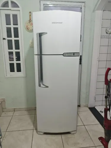 Geladeira Brastemp 352 litros