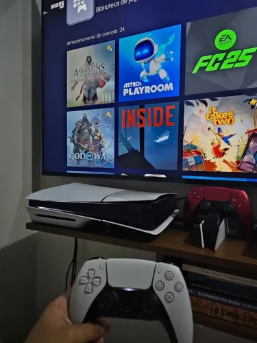 PlayStation 5 (PS5) Semi Novo + 2 Controles + Jogos