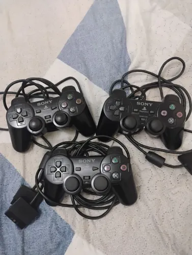 Controles Sony original de PS2 tudo 100% aceito cartão