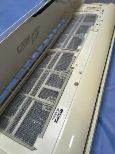 Ar condicionado inverter 22000 BTUs Quente ? e Frio ?