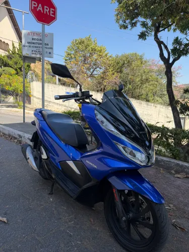 Pcx Dlx 2022 Baixa Km Pneus novos 2o dono 