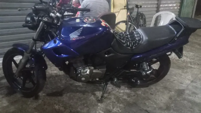 Cb 500