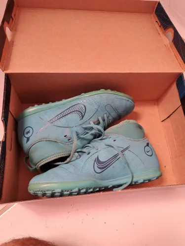 Chuteira Nike original 34