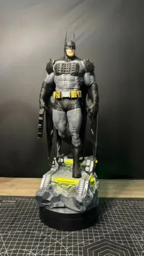 Escultura Batman Absoluto - 39cm | Impressão 3D + Pintura Artesanal