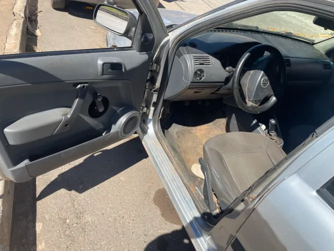 Volkswagen Gol Geração III 1.0 MI 16V Turbo Gasolina Mec. 2P 2002