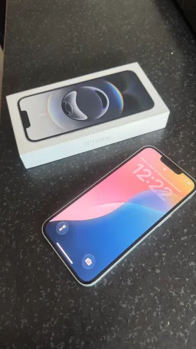 IPHONE 16E estado de novo