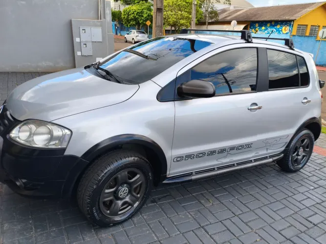 Volkswagen Crossfox 1.6 MI Total Flex 8V 5P 2008
