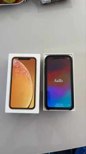 iPhone XR