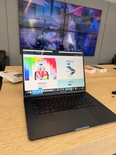 MacBook Air M4 16GB 256GB