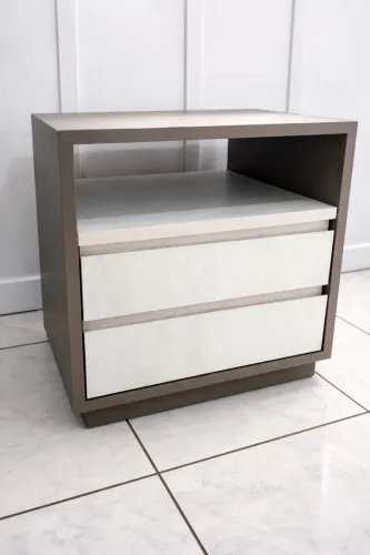 Criado Mudo Móvel Premium MDF Marrom Off White