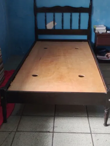 CAMA DE SOLTEIRO 