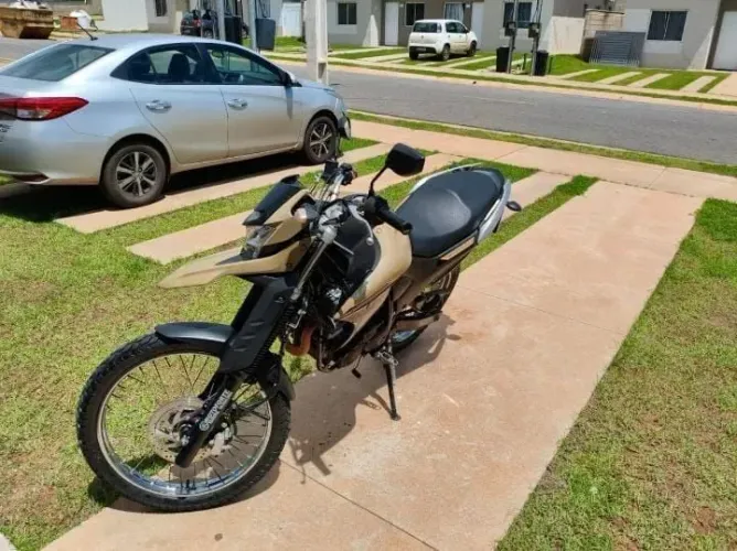 Yamaha lander 250 