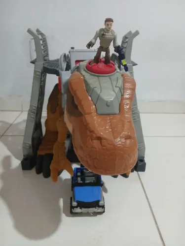 VENDO DINOSSAURO DA IMAGINEX COMPLETO SEMI NOVO.