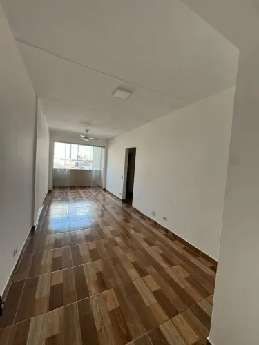 Apartamento para Alugar com 3 quartos no Bairro Araés, Região Central de Cuiabá - MT