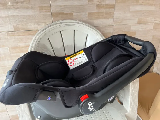 Desapego kit Carrinho + Bebê Conforto
