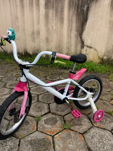 Bicicleta aro 14 para as meninas