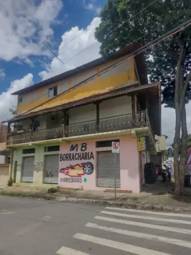 CASA COM PONTO COMERCIAL