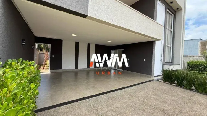 Oportunidade no Golfe Green! Casa de Luxo com Piscina Aquecida e 4 Suítes