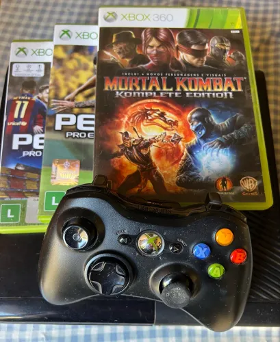 Xbox 360 + 3 Jogos Originais