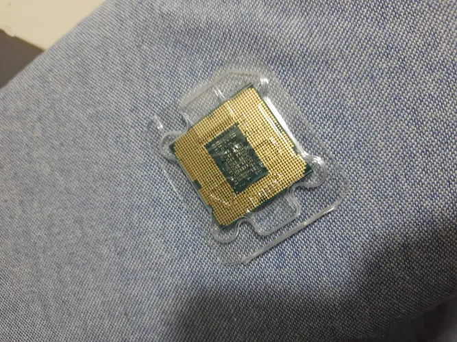 Processador i310100F 