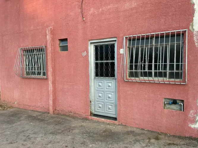 Alugo Casa Edgar Pereira - Próximo ao Hospital Aroldo Tourinho
