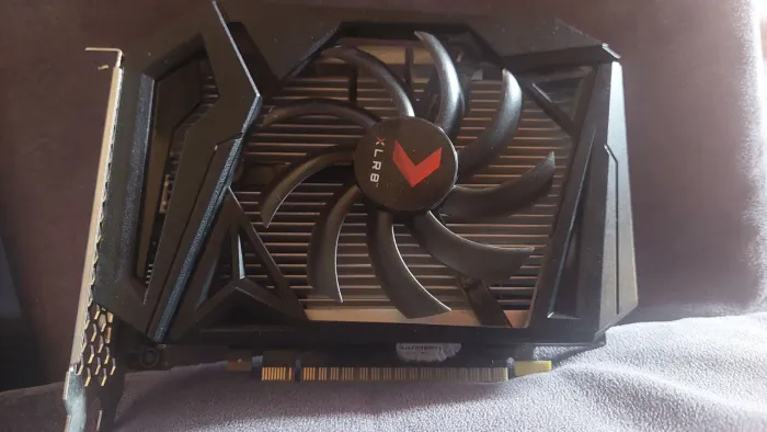 GTX 1650 Super 4GB ? Para Reparo / Sucata / Retirada de Peças