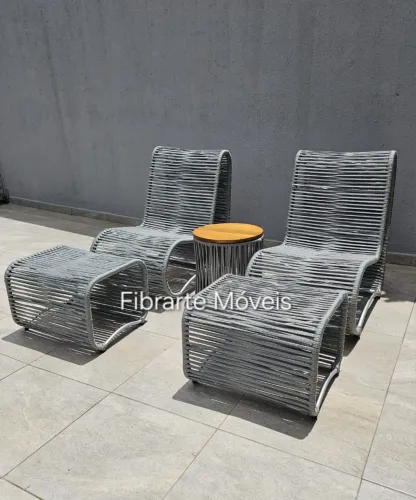 Conjunto premium alumínio e corda náutica 2 poltronas com puff mesa lateral com tampo