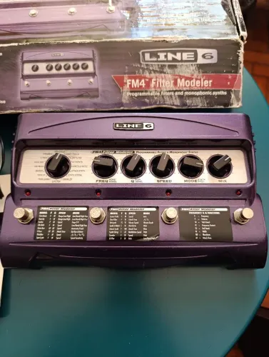 Pedal LINE6 FM4 Filter Modeler