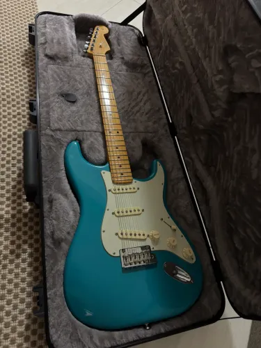Guitarra Fender Stratocaster American Professional II
