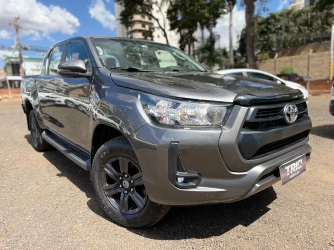 Toyota Hilux CD SR 4X4 2.8 TDI Diesel Aut. 2022