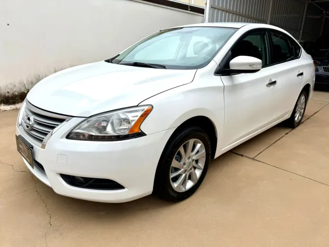 Nissan Sentra SV 2.0 Flexstart 16V Aut. 2014