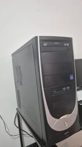 PC Gabinete Core i3 / 8GB RAM / SSD 240GB