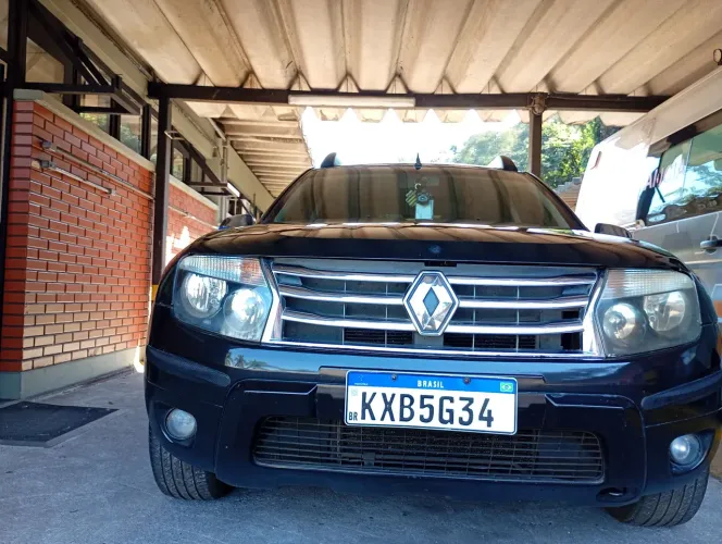 Renault Duster Dynamique 2.0 Hi-flex 16V Aut. 2013
