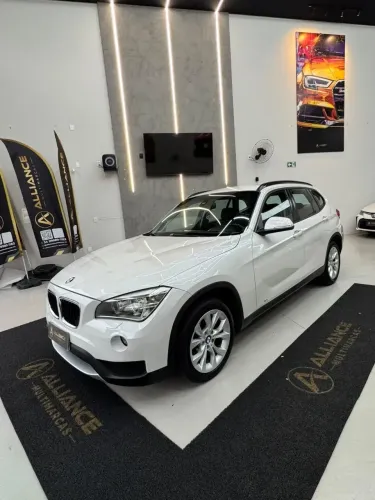BMW X1 Sdrive 18I 2.0 16V 4X2 Aut. 2014