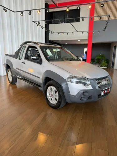 Fiat Strada Adventure 1.8/ 1.8 Locker Flex CE 2010