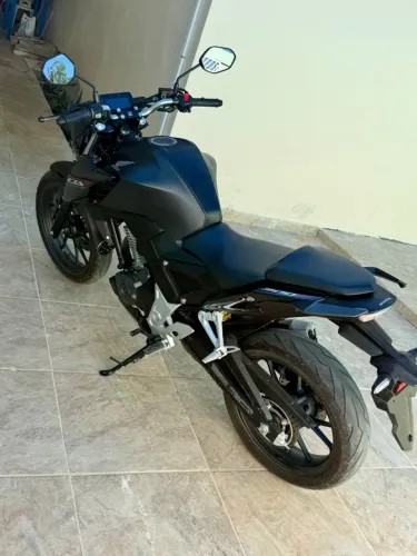 Honda CB300F 