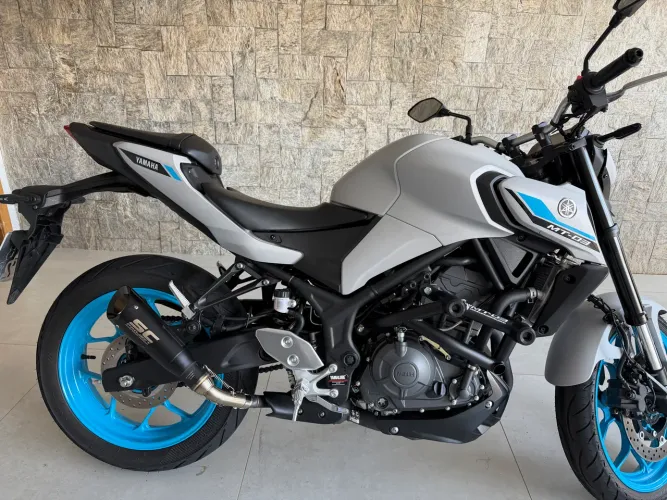 Yamaha MT-03 Connected