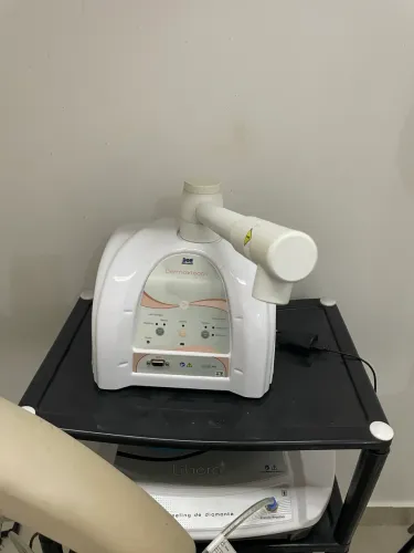 VENDO VAPORIZADOR FACIAL COM OZÔNIO IBRAMED - DERMOSTEAM