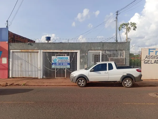 Alugo quarto