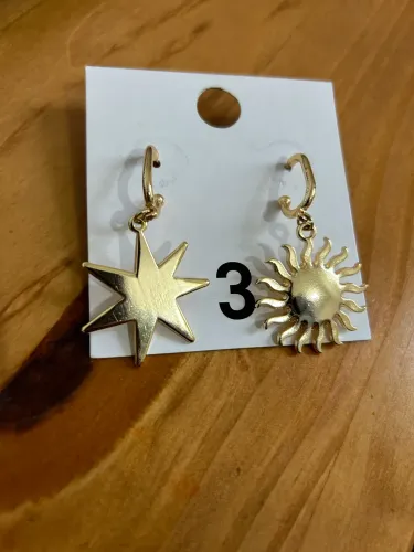 Brinco sol e estrela