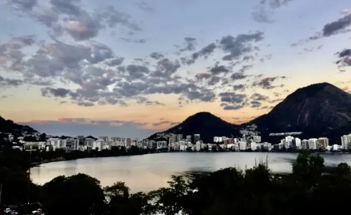 Imóvel para venda possui 200 metros quadrados com 4 quartos em Leblon - Rio de Janeiro - R
