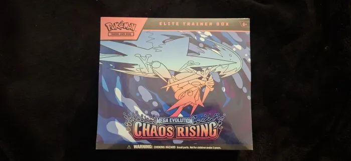 ETB Chaos Rising Lacrada - POKEMON ING
